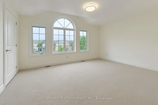 Additional image 16 of 25 Model Ave