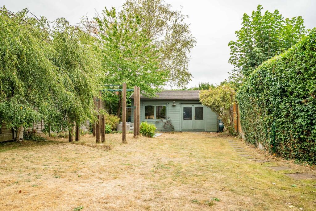 Additional image 19 of Queens Crescent, St. Albans, Hertfordshire, AL4