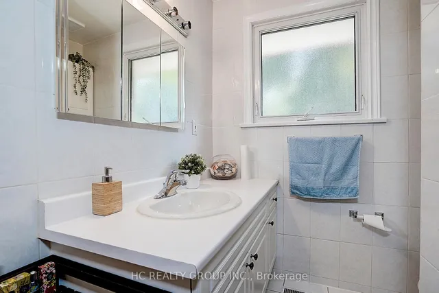 Additional image 24 of 72 Woodthorpe Rd