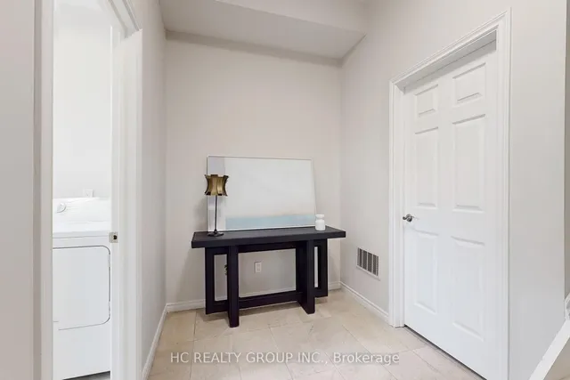 Additional image 39 of 206B Finch Ave