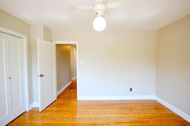 Additional image 22 of 7139 Darcel Ave