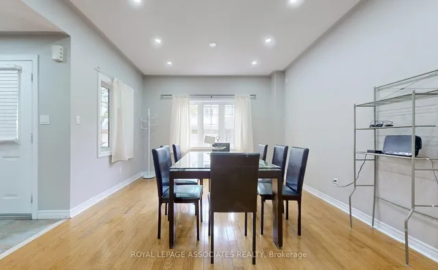 Additional image 7 of 100 Beddoe Dr Unit 25