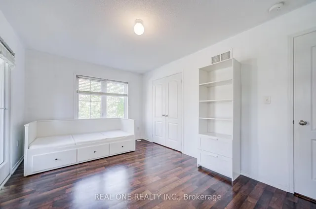 Additional image 30 of 2480 Post Rd Unit 29