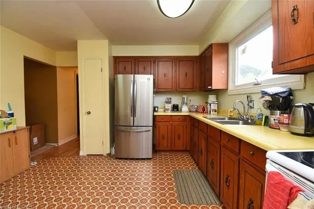 Additional image 5 of 1406 Headon Rd