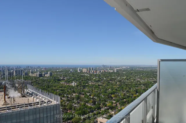 Additional image 12 of 2221 Yonge St Unit 5404