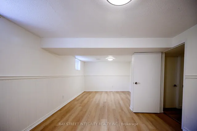 Additional image 29 of 106 Beland Ave