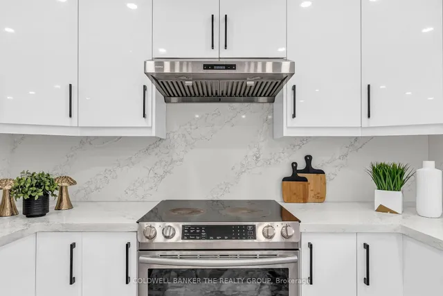 Additional image 20 of 20 Halldorson Tr