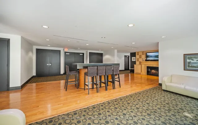 Additional image 31 of 8 Scollard St Unit 1405