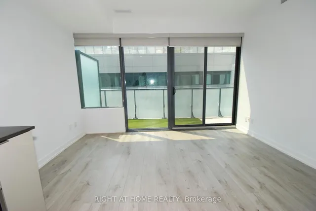 Additional image 6 of 161 Roehampton Ave Unit 733