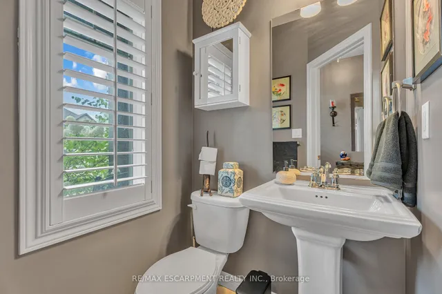 Additional image 5 of 72 DODMAN Cres