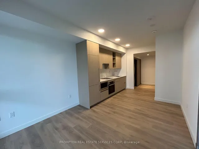 Additional image 4 of 27 McMahon Dr Unit 1615