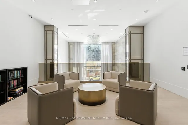 Additional image 31 of 2007 James St Unit 1604