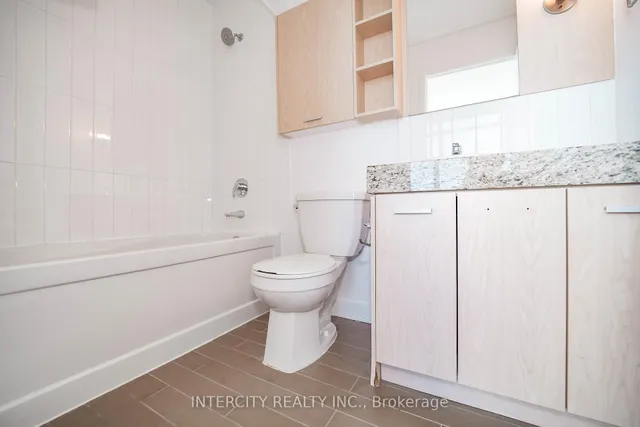 Additional image 29 of 29 Singer Crt Unit 3002