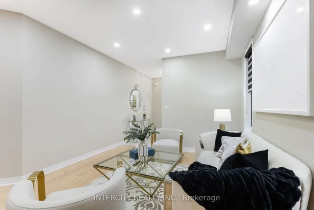 Additional image 9 of 20 Russell Creek Dr