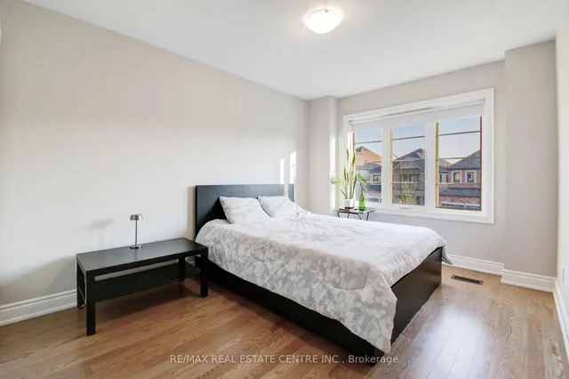 Additional image 21 of 14 Ixworth Circ