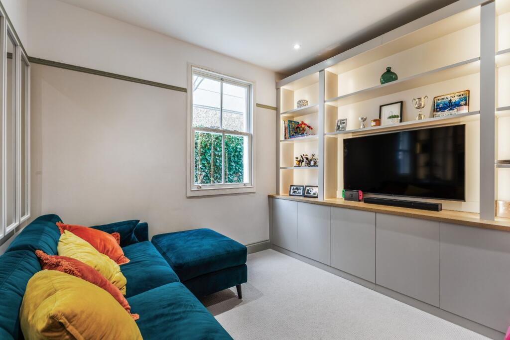 Additional image 7 of Tennyson Road, Harpenden, Hertfordshire