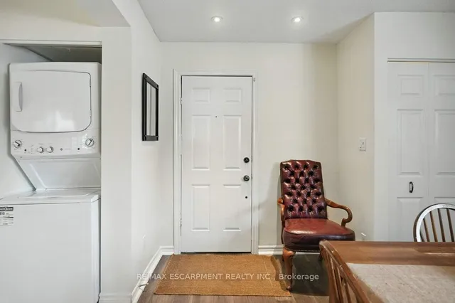 Additional image 6 of 6 Vineland Ave Unit 18