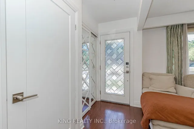 Additional image 6 of 28 AINSLIE Ave