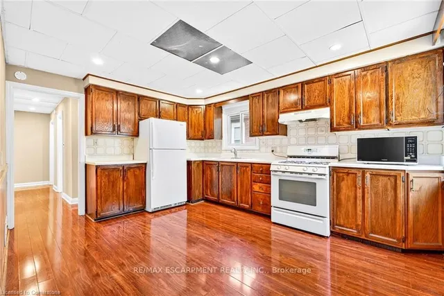 Additional image 6 of 111 Leland St