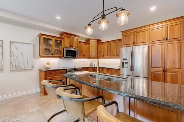 Additional image 22 of 47 Premier Rd