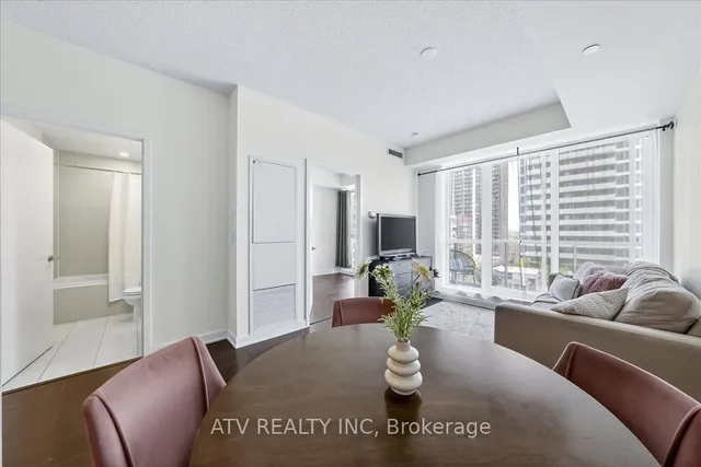 Additional image 9 of 170 Sumach St Unit 1113