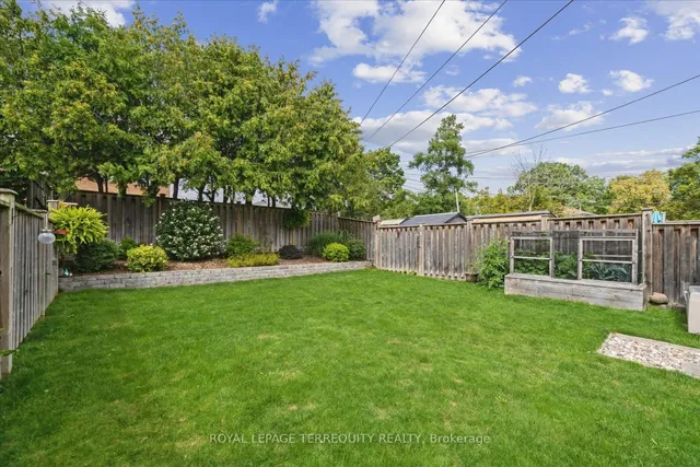 Additional image 37 of 1201 Kingsholm Dr