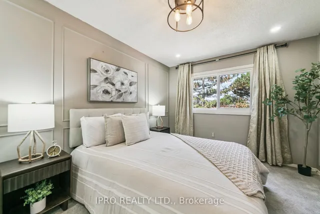 Additional image 27 of 3455 Caplan Cres Unit 3