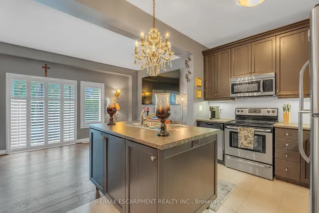 Additional image 8 of 72 DODMAN Cres