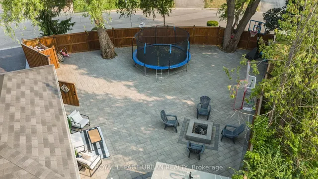 Additional image 41 of 4 Deerfield Cres