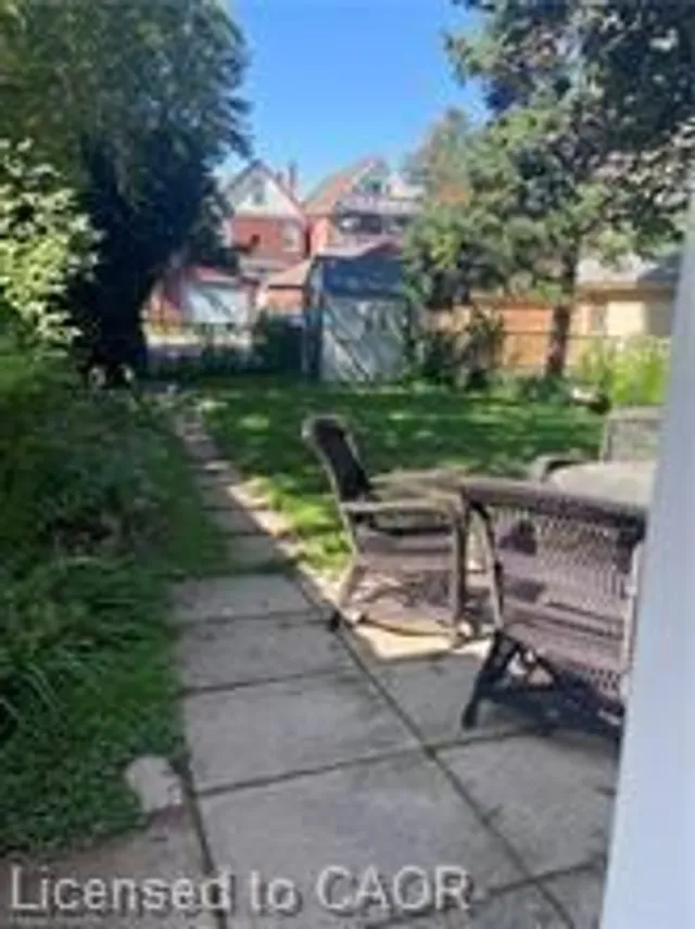 Additional image 3 of 44 Gladstone Ave