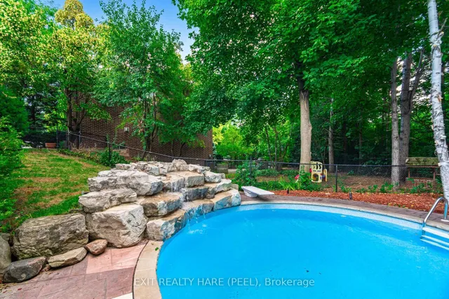 Additional image 38 of 60 Esker Dr