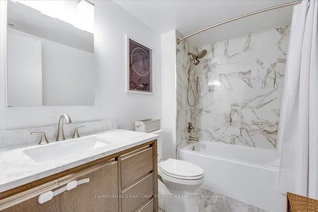 Additional image 18 of 46 Western Battery Rd Unit 838