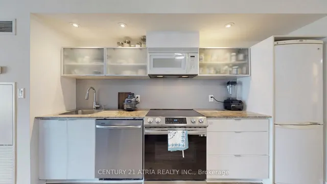 Additional image 7 of 4K Spadina Ave Unit 1708