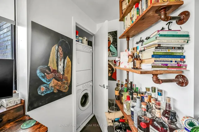 Additional image 21 of 1201 Dundas St Unit 902