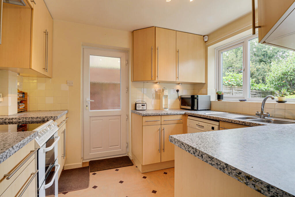 Additional image 5 of Byron Road, Harpenden, AL5