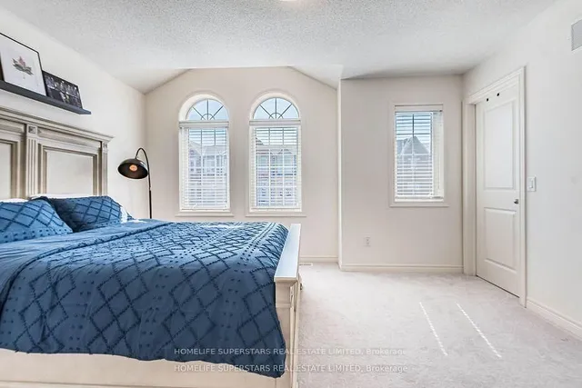 Additional image 21 of 42 Fresnel Rd