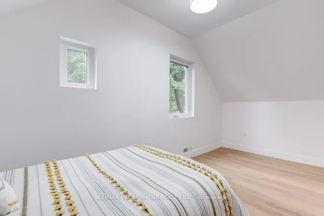 Additional image 21 of 8 Whitfield Ave