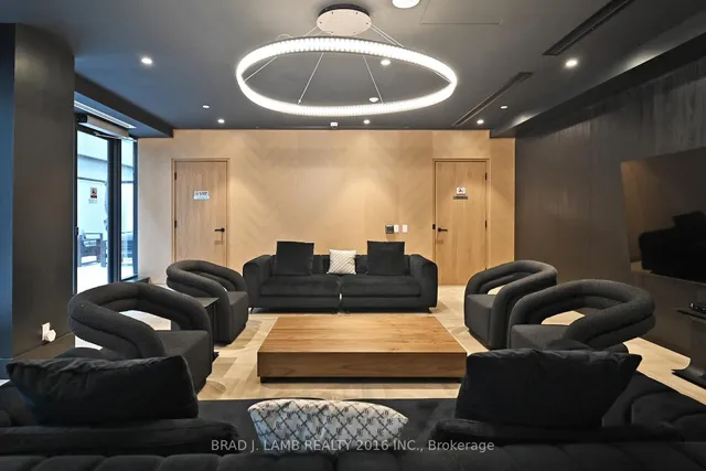 Additional image 38 of 195 McCaul St Unit 1501