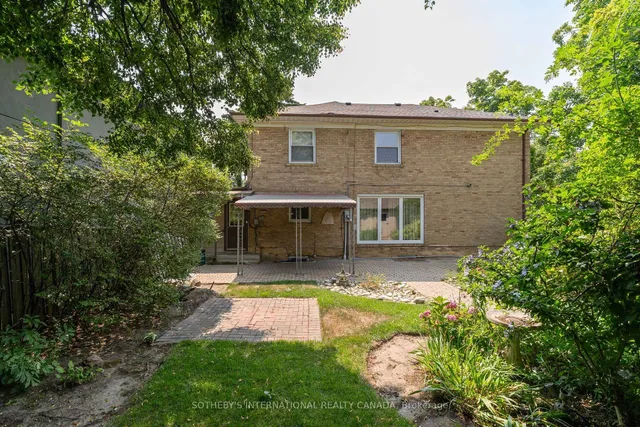 Additional image 39 of 78 Ridelle Ave