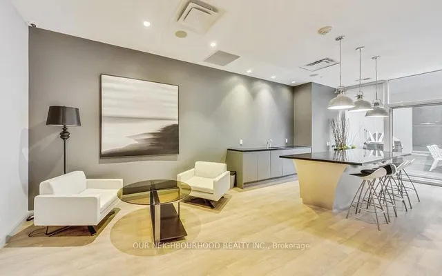 Additional image 7 of 155 Yorkville Ave Unit 1210