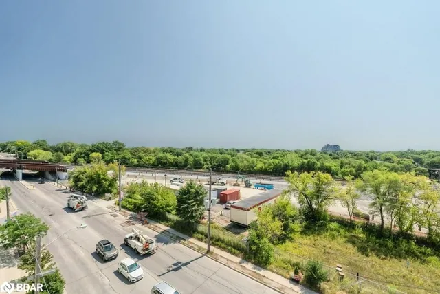 Additional image 29 of 3520 Danforth Ave Unit 609