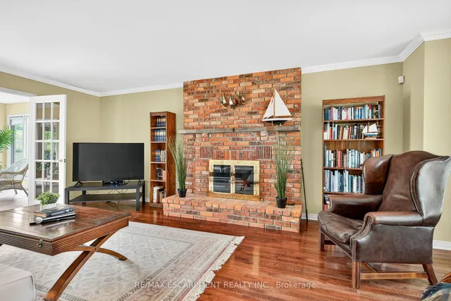 Additional image 26 of 22 Weneil Dr