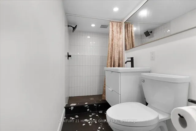 Additional image 43 of 40 Emerald St