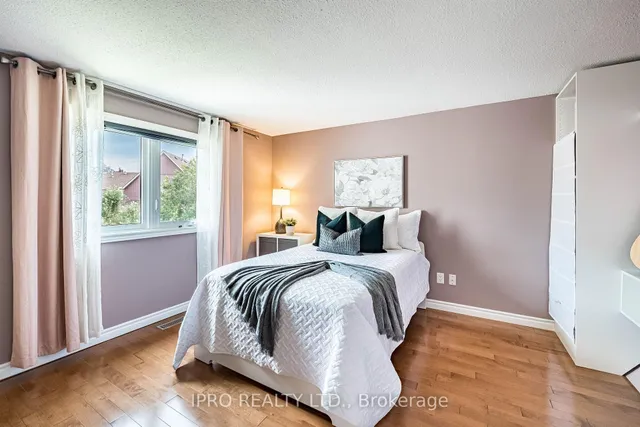 Additional image 31 of 16 Ackrow Crt