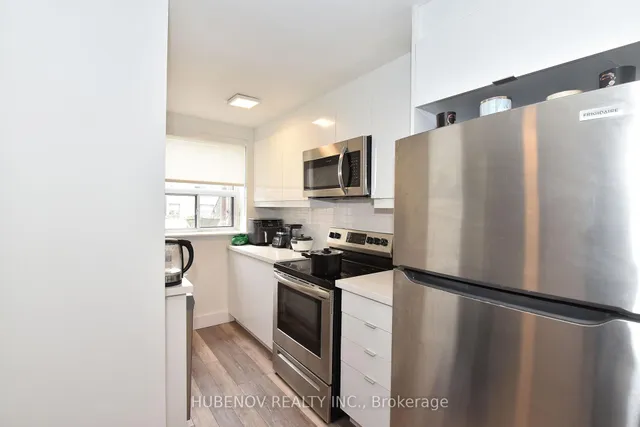 Additional image 11 of 1051 Victoria Pk Ave