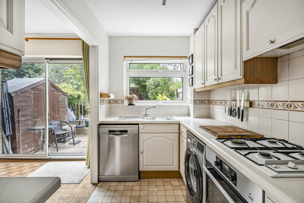 Additional image 9 of Park Meadow, Hatfield, AL9