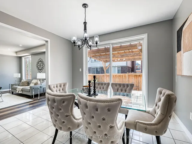 Additional image 20 of 6 Feeder St