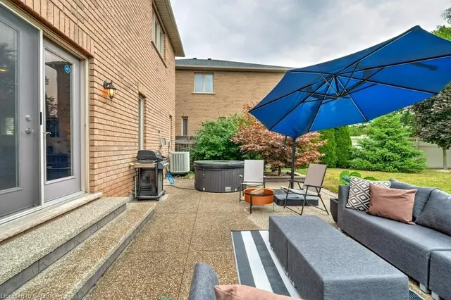 Additional image 45 of 47 Premier Rd