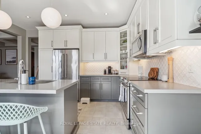 Additional image 10 of 11 Secinaro Ave