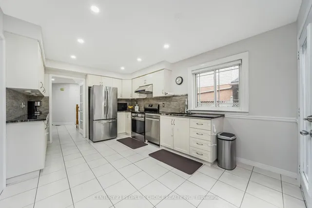 Additional image 8 of 10 Hillgarden Dr